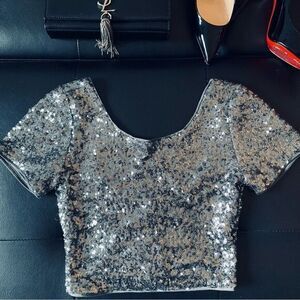 FOREVER 21 Sequined Crop Top Silver Small
